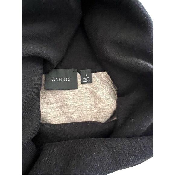 Cyrus Cowl Neck Beige Knit Long Sleeve Soft Sweater size S - Picture 4 of 5